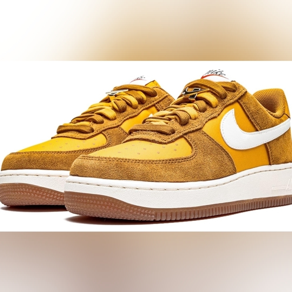 Nike Air Force 1 07 SE Low "First Use” Sneakers Wmn's Size 7.5 MSRP $195